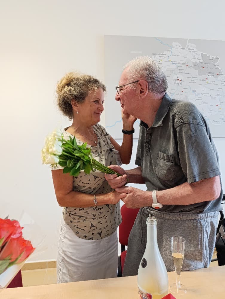 NAROZENINY - srpen 12