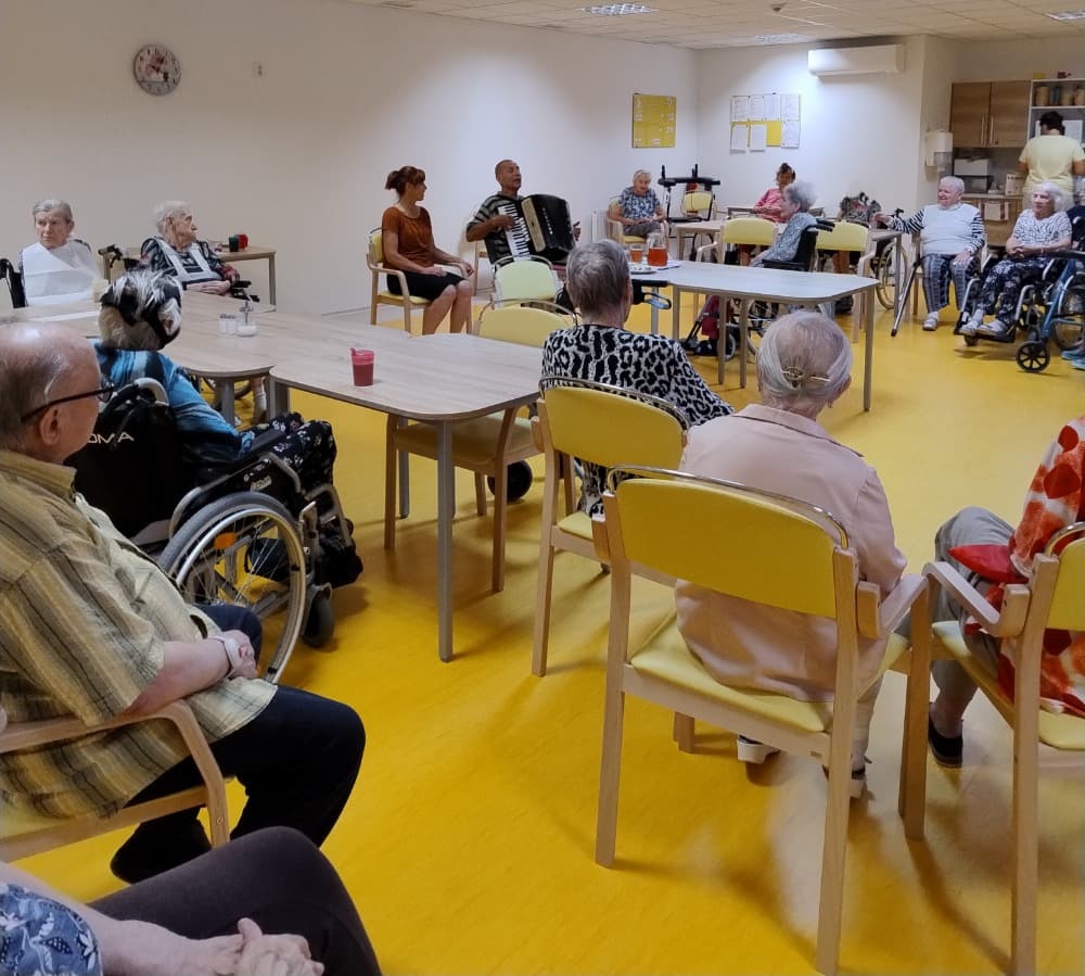 ?Hudební dopoledne s harmonikou? 8