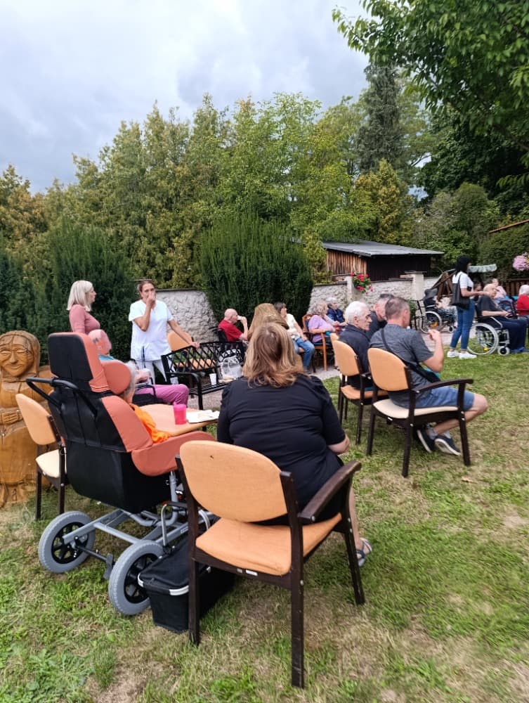 Buřtobraní s country kapelou Medvědi 15