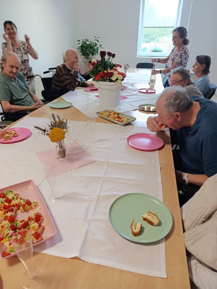 NAROZENINY - září 23