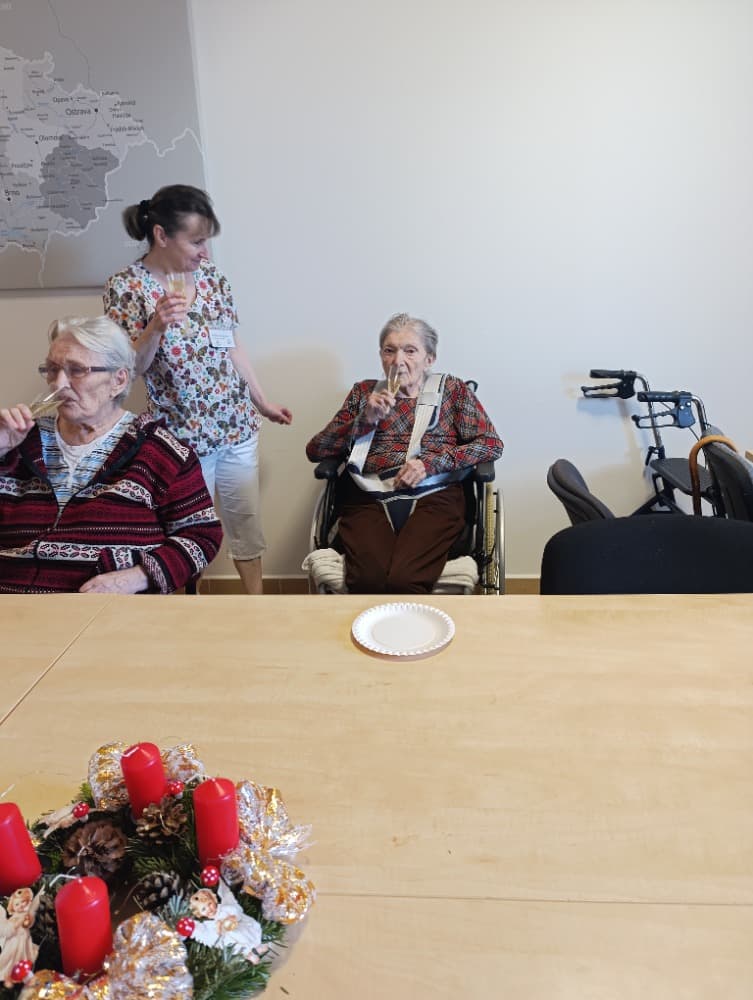 NAROZENINY - prosinec 5