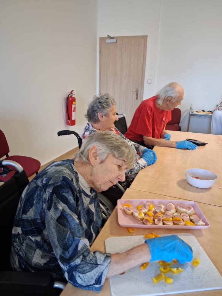 NAROZENINY - únor 3