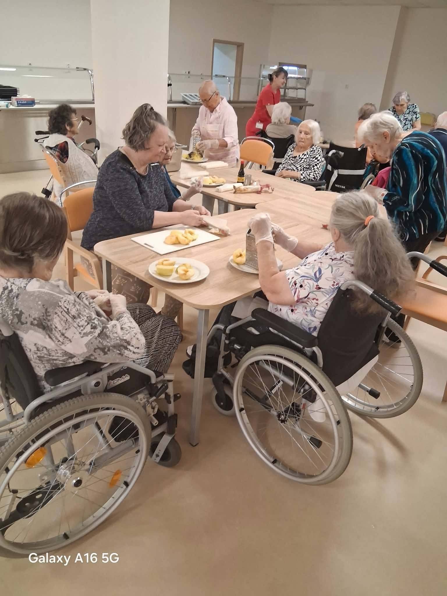 🍎🥧 Jablečný štrúdl pro všechny 🥧🍎 3