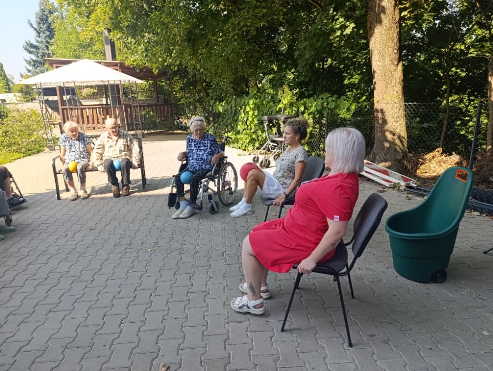 🌞Dopoledne plné pohybu i zábavy na čerstvém vzduchu🦋 7