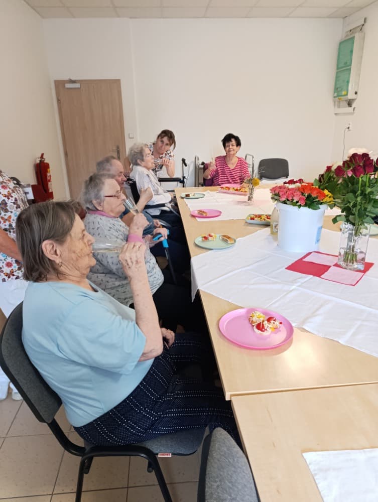 NAROZENINY - září 10