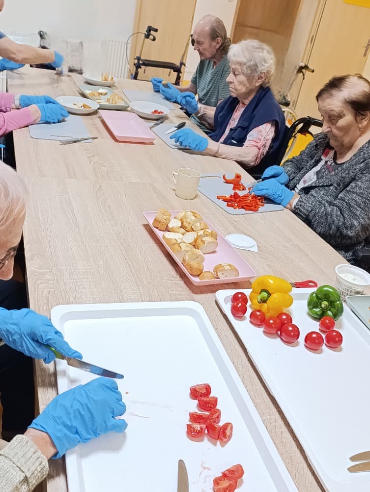 NAROZENINY - září 21