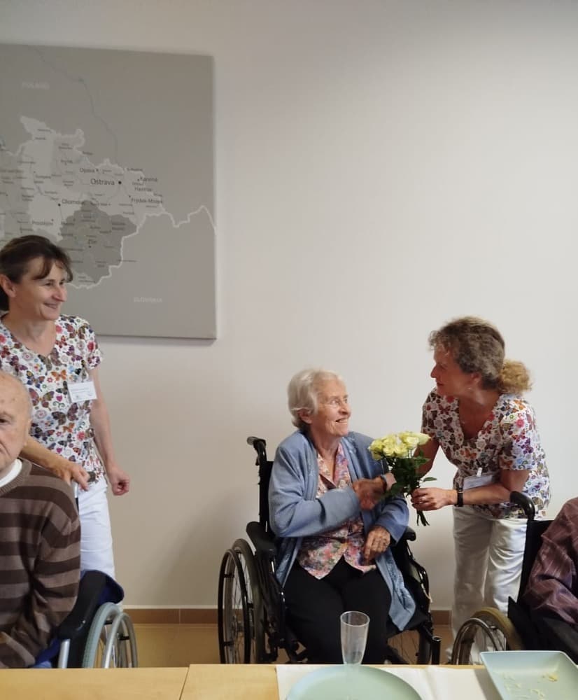 NAROZENINY - září 24