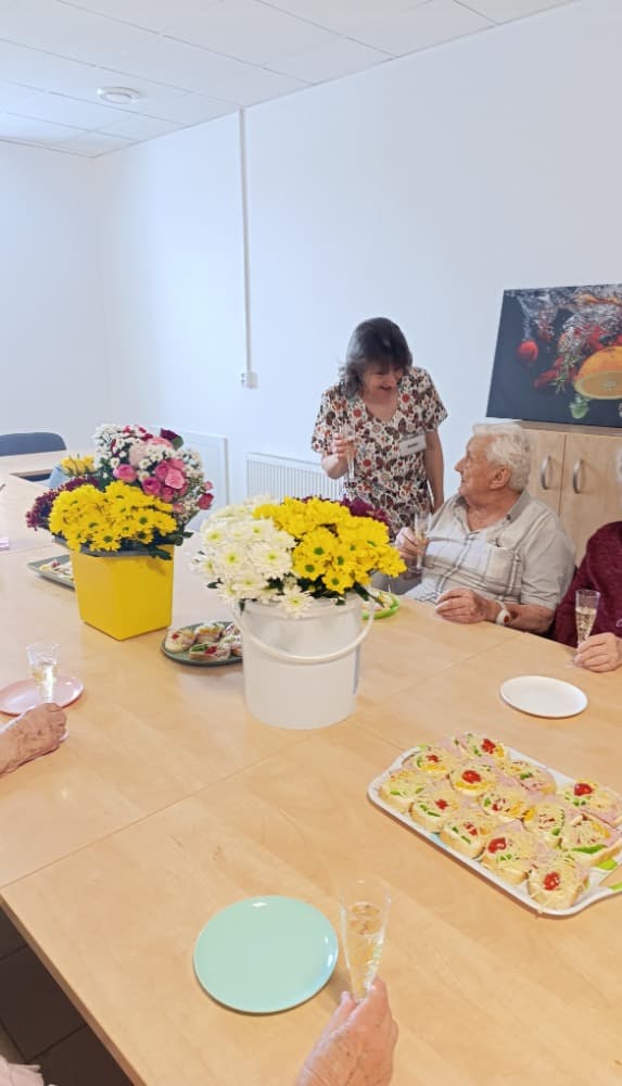 NAROZENINY - listopad