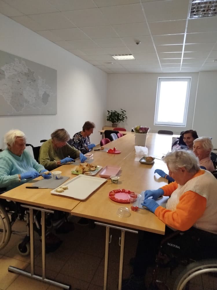 NAROZENINY - leden 13