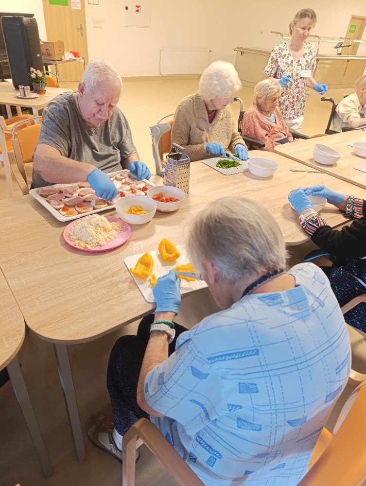 NAROZENINY - březen 1