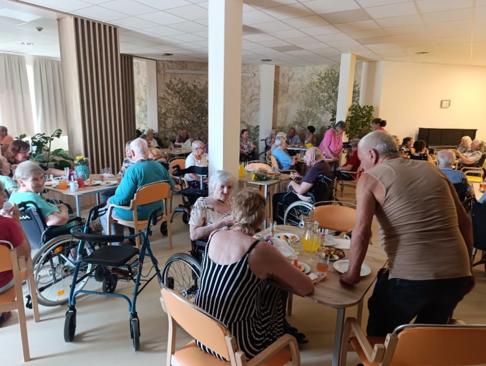 🥂NAROZENINY - červenec🥂 6