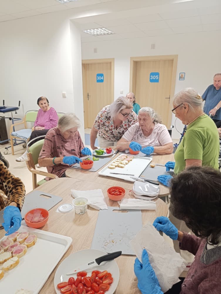 NAROZENINY - říjen + přednáška 3